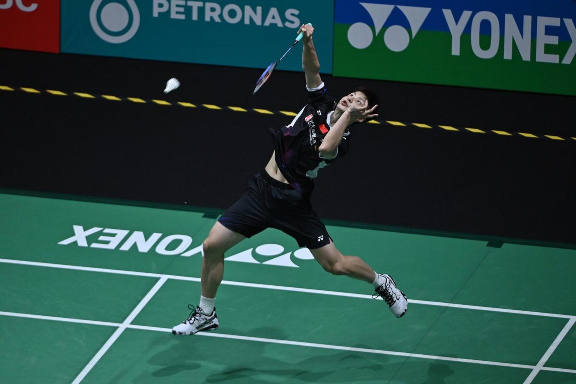 PG游戏APP-马来西亚队险胜日本队，石宇奇统治全场