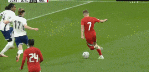 关于欧预赛胜负大战,球场烽烟四起的信息 关于欧预赛胜负大战,球场烽烟四起的信息