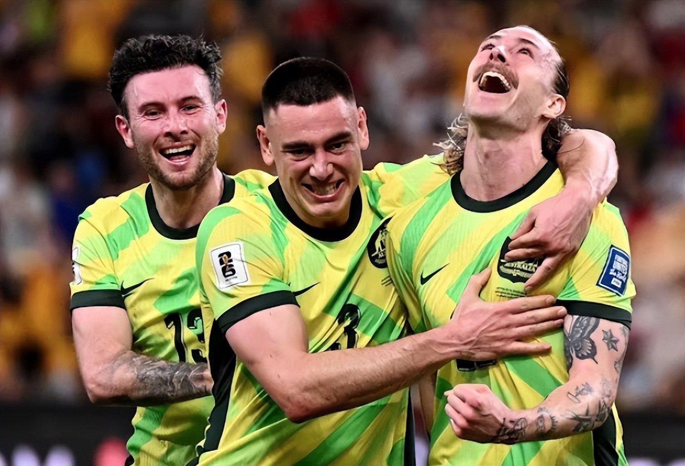 世界杯预选赛激战正酣，球队斗志昂扬的简单介绍