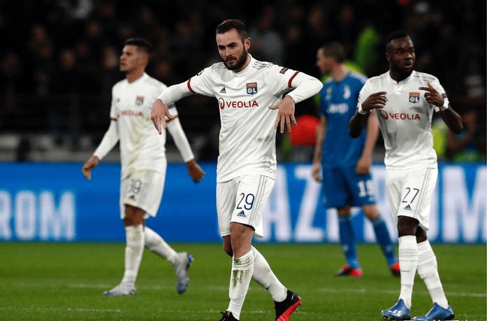 里昂遭遇惨败，斯特拉斯堡取得大胜的简单介绍