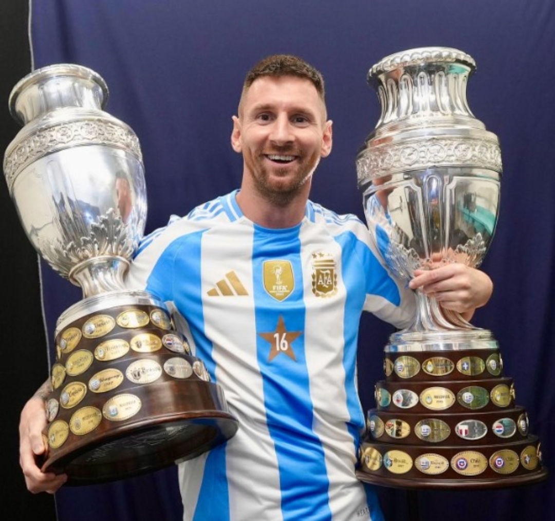 梅西领导巴西队登顶冠军 梅西领导巴西队登顶冠军