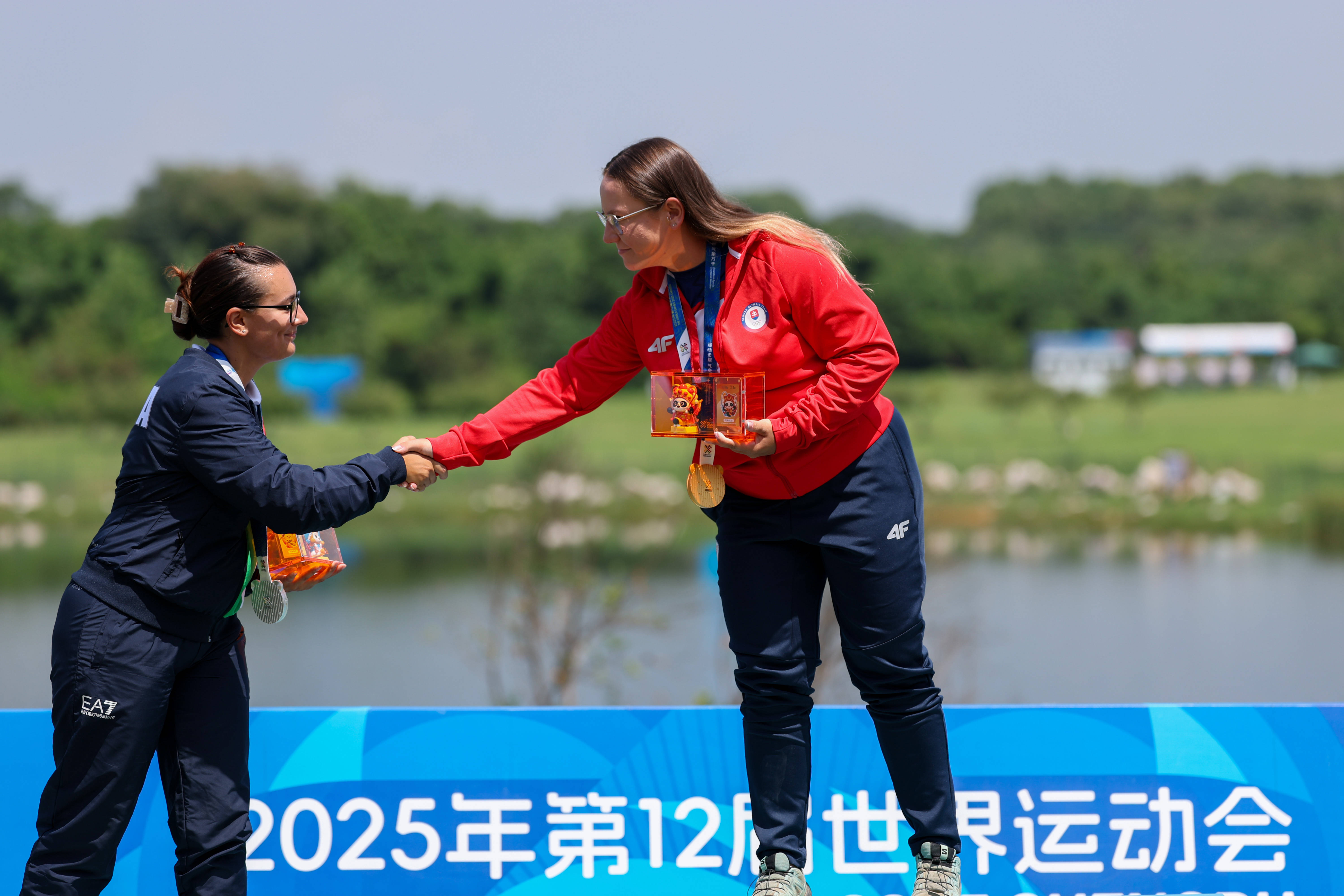PG电子娱乐在线-射箭选手准确无误，夺冠在望