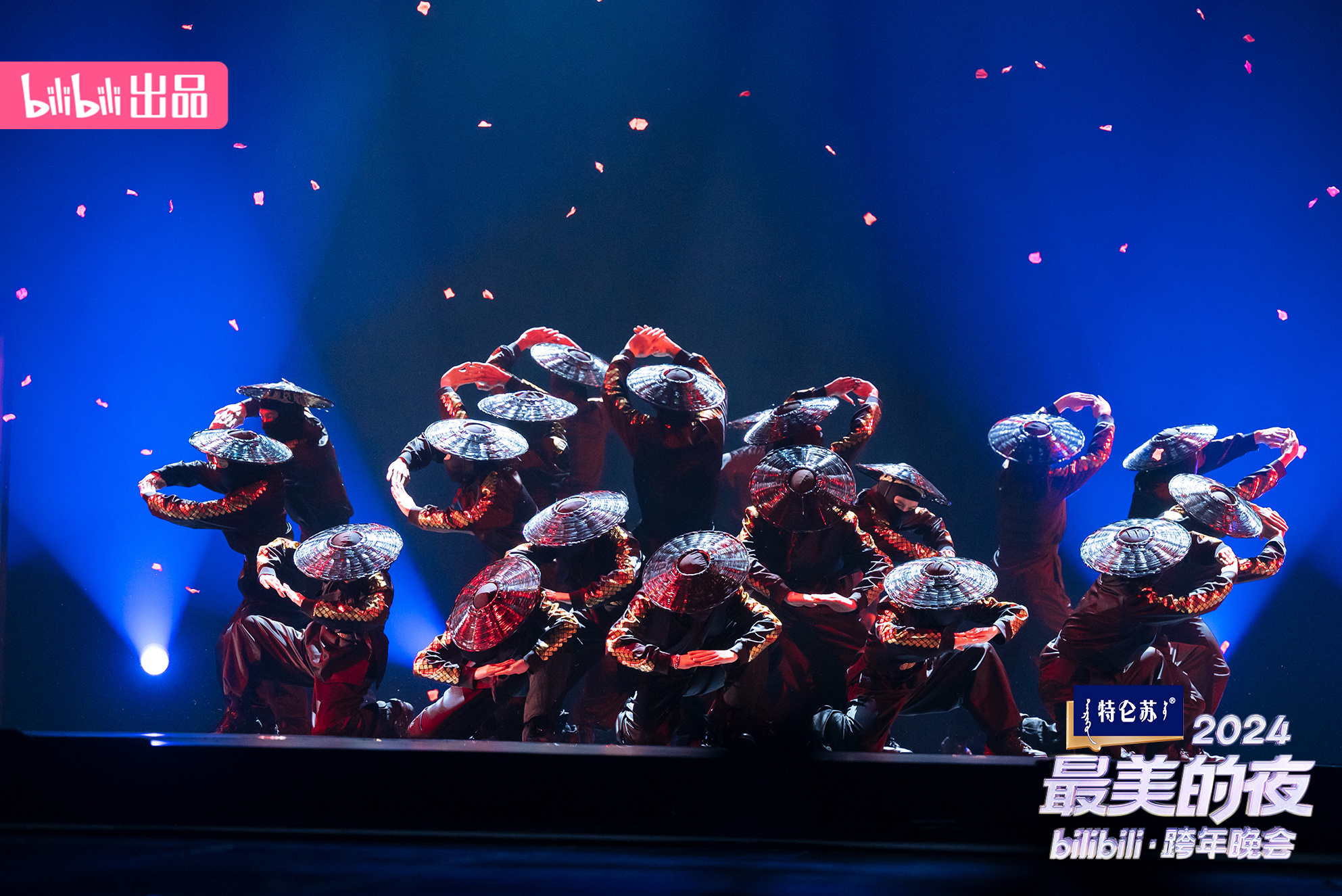 竞技舞台精彩绝伦，强者脱颖而出