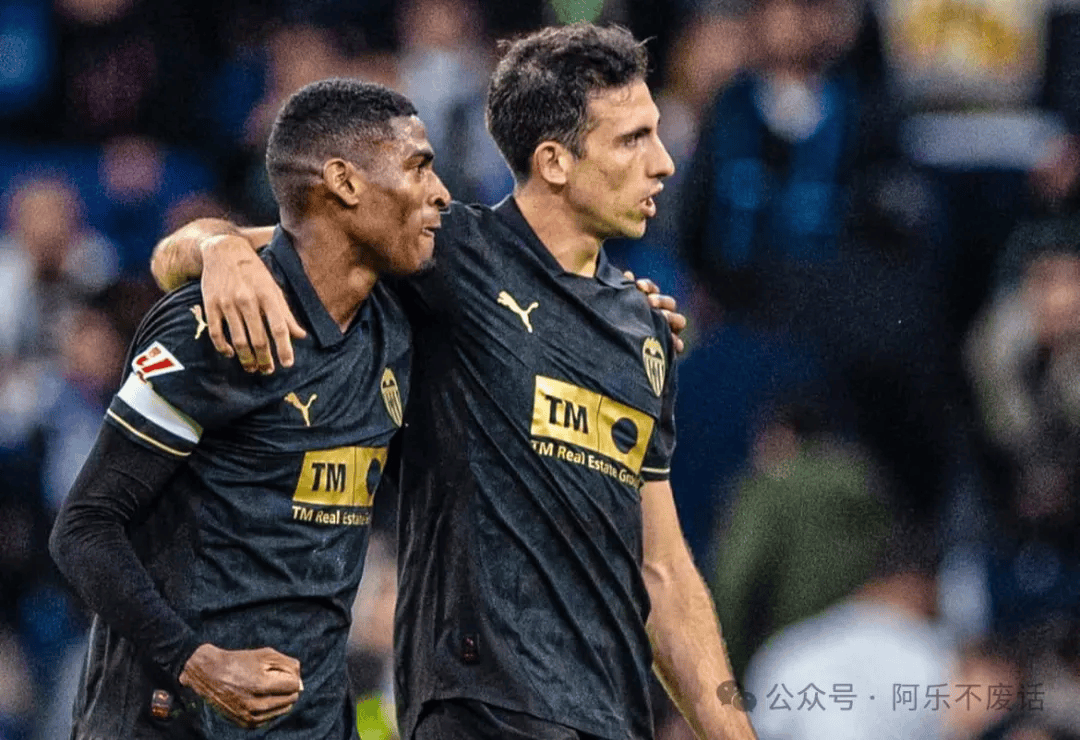 关于巴伦西亚球队主教练强调团队配合，迎接挑战的信息