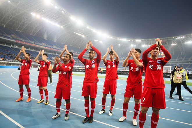 PG游戏下载-天海主教练解除职务，球迷盼望新帅改变局面的简单介绍