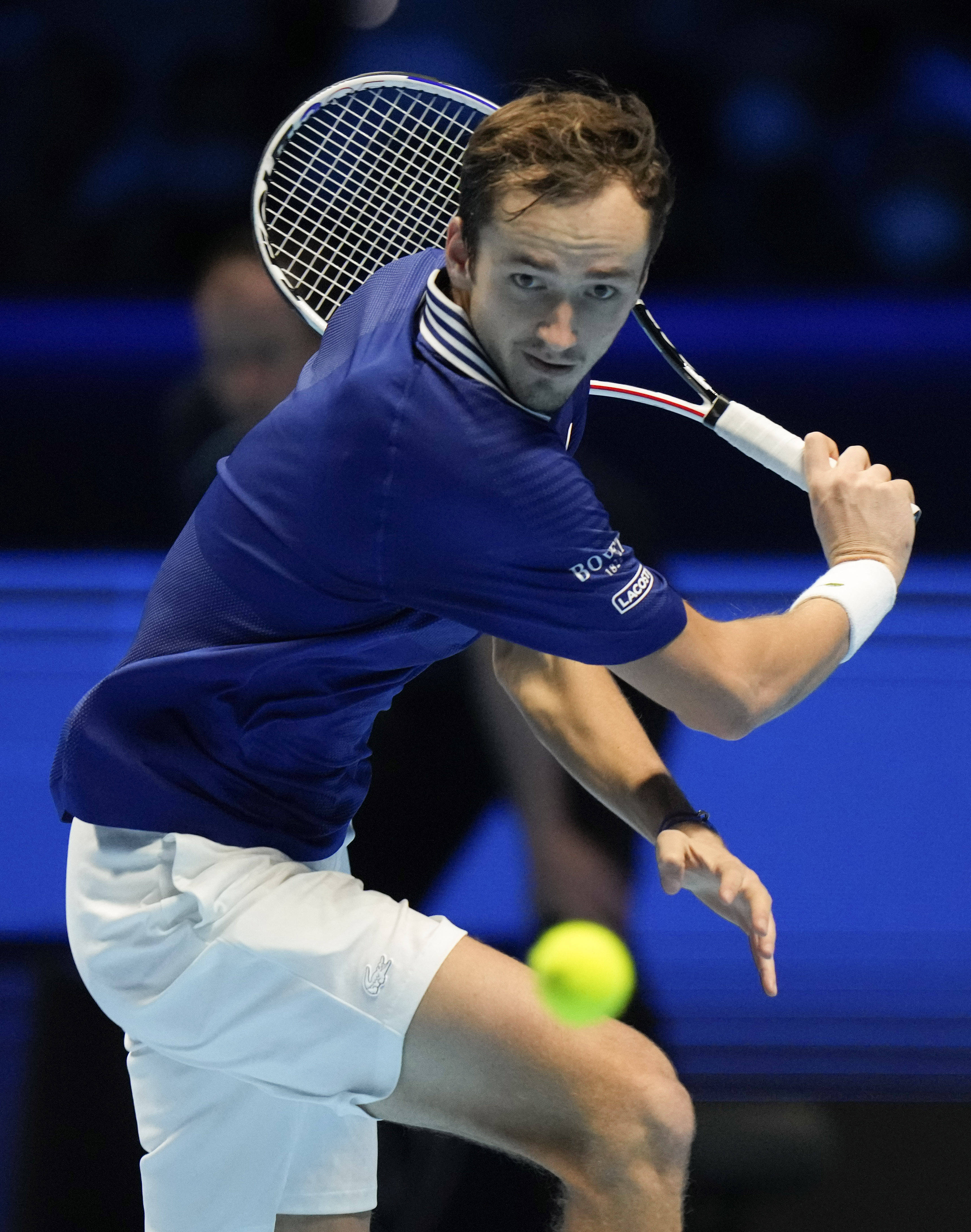 世界网球队横扫澳大利亚网球队，梅德韦杰夫制霸全场的简单介绍