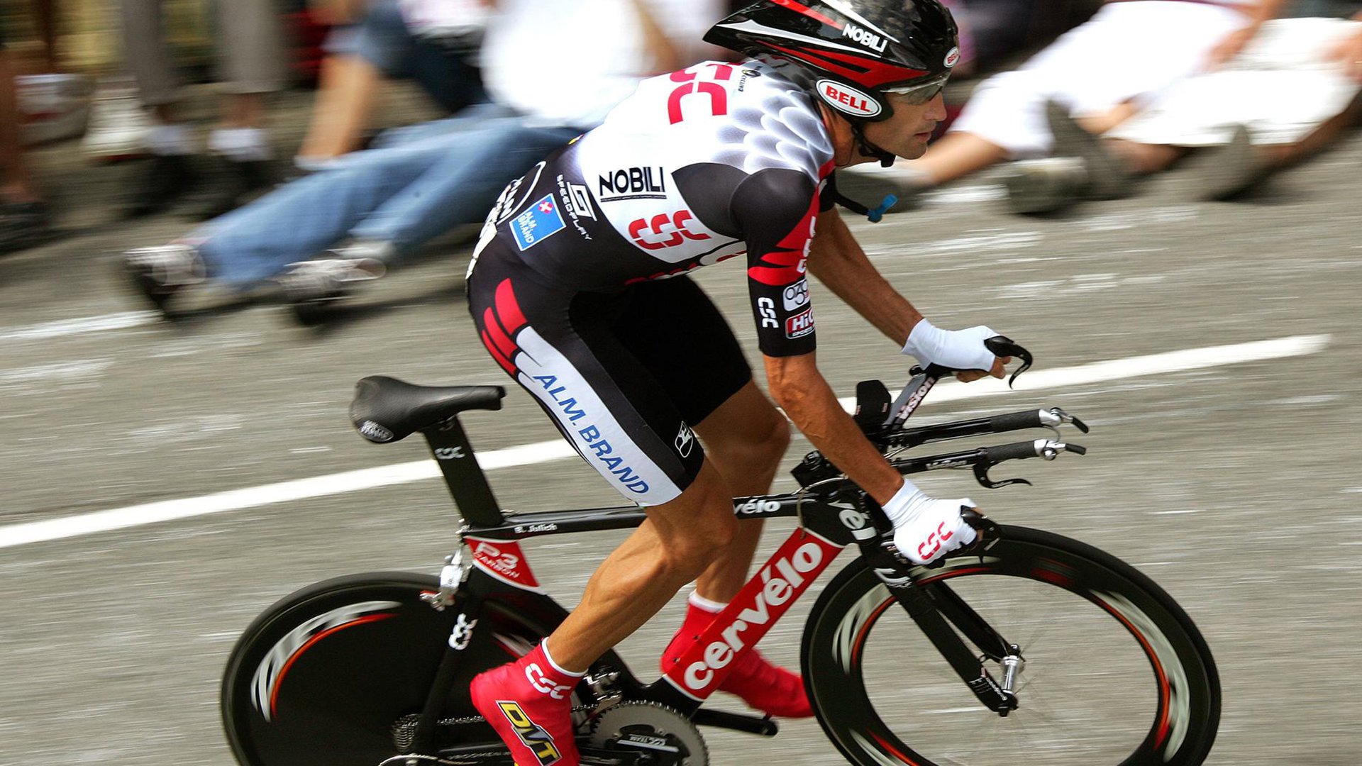 跨界竞技场，布克在意甲焦点战接管比赛，尼克斯强行终结辽宁队